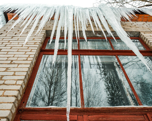 large icicles hanging from a business caused injury and started a premises liability lawsuit